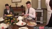 Video Bokep Twink waiter sucks and rides dick after the dinner service terbaru 2020