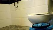 Link Bokep toilet room pee gratis