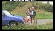 Link Bokep Pompini e pisciata sul prato Blowjob and piss on the lawn mp4