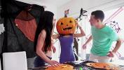 Bokep Hot Stepmom 039 s Head Stucked In Halloween Pumpkin comma Stepson Helps With His Big Dick excl Tia Cyrus comma Johnny terbaru