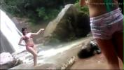 Bokep Fuimos a pasear por el bosque y encontramos unas lindas chicas hot