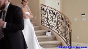 Vidio Bokep Stunning bride facialized by her Photographer mp4