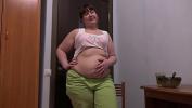 Bokep HD A girl with a big belly eats terbaru 2020