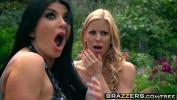 Bokep HD Brazzers Milfs Like it Big lpar Alexis Fawx comma Romi Rain comma Keiran Lee rpar Pervert In The Park Trailer preview online