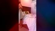 Film Bokep Delhi Hotwife Ada teasing hotel room service guy open nude period terbaru
