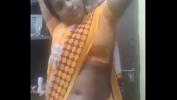 Nonton Video Bokep Indian bhabhi exposing herself in saree terbaru 2020