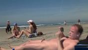 Bokep Beach girls laugh at small dick mp4