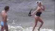 Download Video Bokep Couple humping at a secluded beach 2020