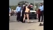 Vidio Bokep Pakistani crazy naked woman in the street gratis