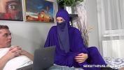 Bokep Niqab babe likes it hard terbaru