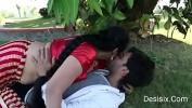 Video Bokep hot Desi couple sex in park terbaik