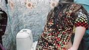 Vidio Bokep Pakistani Wife Fucked in Toilet By Her Father in Law terbaik