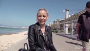 Video Bokep Terbaru GERMAN SCOUT 18 Jahre junges Deutsches Teeny im Urlaub fur Geld am Strand gefickt gratis