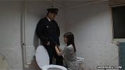 Film Bokep Asian prisoner sucking off the guard apos s penis online