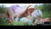 Bokep Video Busty redhead and blonde babes lesbian sex in a field gratis