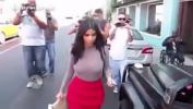 Vidio Bokep lpar Video rpar Kim Kardashian B tt Too Big For Her Tight Skirt Can apos t Get Out Of Her C terbaik