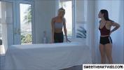 Vidio Bokep Erotic lesbian sex in the massage pairlor mp4