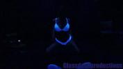 Download vidio Bokep In the dark i made her blue comma blacklight 2024