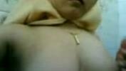 Bokep Full Jilbab Kuning Toge Sampe Terkencing Kencing mp4