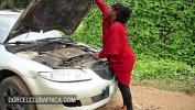 Download Video Bokep Big tits ebony needs some help with her car 3gp