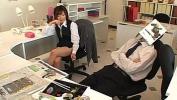Bokep HD Japanese business lady likes to handjob in office 2020