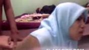 Bokep Baru cute hijabi babe giving handjob to her BF and fucked in doggy 2023