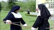 Link Bokep Notgeile Nonne wird vom Handwerker heimlich entjungfert hot