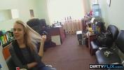 Vidio Bokep Dirty Flix This teen slut does her first adult job