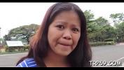 Bokep Baru Thai girl caresses her wet slit 2022