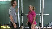 Nonton Bokep Sporty blondie Phoenix Marie fucking mp4