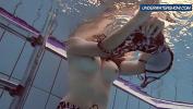 Nonton Film Bokep Amateur Lastova continues her swim