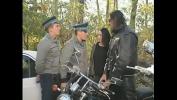 Download Bokep Brunette fucked hard by two policemen gratis