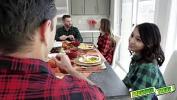 Bokep HD The teens decide to pleasure each others dads They crawl under the table and stick their thick turkey basters in their mouths terbaru 2020