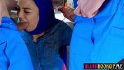 Nonton Film Bokep HijabHookup period Me Muslim teen was not so lame as she looked these two movers found out mp4