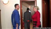 Bokep HD Granny offers her old body for 2 guys terbaru 2022
