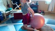Bokep Morning yoga ball stretching short skirt terbaru