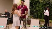 Nonton Bokep BLACKED BBC takes turn on Riley Reid asshole hot