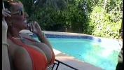 Nonton Video Bokep Lisa Lipps orange bikini 2022