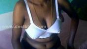 Bokep Mobile Big breasted tamil girl opens it all