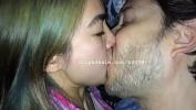 Video Bokep Terbaru Hot Guy and Asian College Girl Kissing