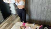 Bokep Mobile ESPIANDO A CHICA DE VECINDARIO CAMBIANDOSE DE ROPA hot