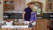 Bokep HD Kena James fucks her friend dad in the kitchen terbaru