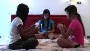 Nonton Video Bokep Lio comma Mee and Nueng plays strippoker part I 3gp online