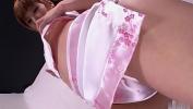 Nonton Bokep Ample breasted babe in pink satin shows you her pink bits 3gp
