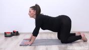 Bokep Video Sexy Preggo Nicolette Strips Naked as she Exercises excl 3gp