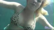 Vidio Bokep Titty blonde is groped in the pool under the water 3gp online