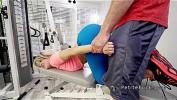 Film Bokep Blonde spinner banged in home gym gratis