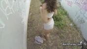 Link Bokep Broke teen sucks dick outdoors for some extra money