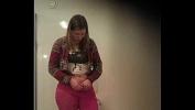 Bokep Hot Spycam in toilet lpar sister rpar mp4