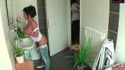 Vidio Bokep Geile Tante vom Neffen nackt im Bad uuml berrascht und einfach gefickt 3gp
